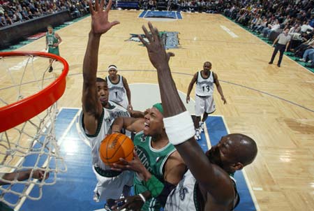 球质量与射 球质量与射