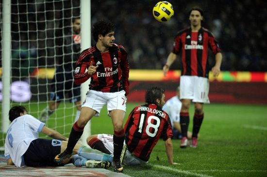 现场裁判引 现场裁判引